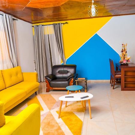 Appartement Meuble 2 Chambres Avec Salle De Bain - 1 Salon - 1E Cuisine - La Concorde - Quartier Nkomkana Yaoundé Extérieur photo