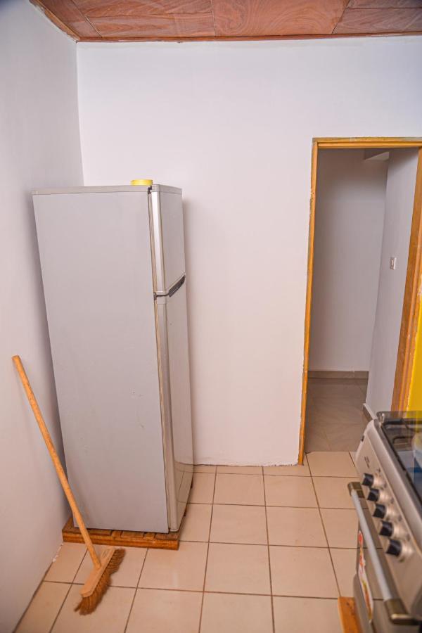Appartement Meuble 2 Chambres Avec Salle De Bain - 1 Salon - 1E Cuisine - La Concorde - Quartier Nkomkana Yaoundé Extérieur photo
